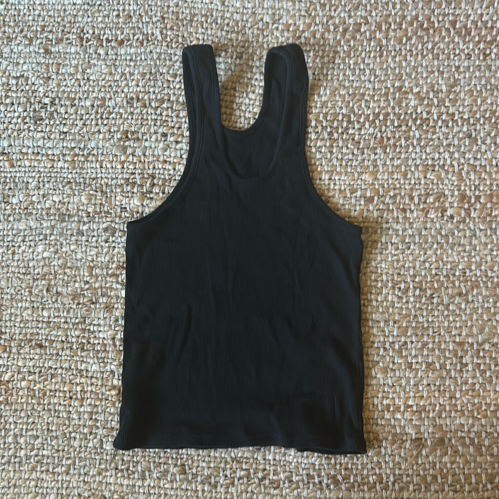 ARQ Tank Top • WM • Black • 100% Organic Cotton